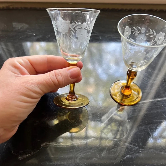 Vintage Tiffin Cordial Liquor Glasses Etched Amber Stems 4.5” Set Of 2 - Picture 2 of 8